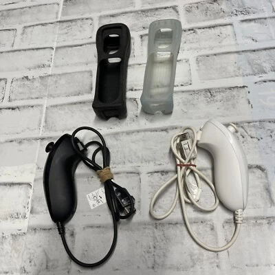 Nintendo Wii Official OEM Black & White Nunchuk or Wii U VGC Tested + 2 Covers - Image 1 of 4