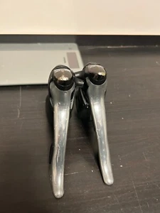 Cambio Shimano 105 ST-5510 Doppio Controllo STI 2/3x9s - Foto 1 di 13