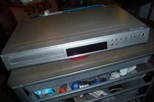 Toshiba D-RW2SU DVD Recorder DVD-R DVD-RW Player TESTED WORKS - Picture 1 of 5