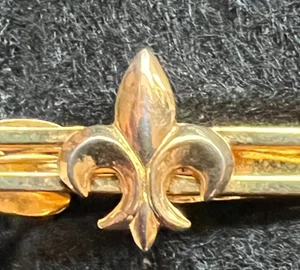 FLEUR DE LIS BOY SCOUT TIE CLIP GOLD PLATED UNIDENTIFIED MAKERS MARK - Imagen 1 de 6