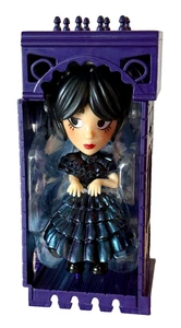 NUEVA Figura Coleccionable Miércoles Serie 1 Apilable Casa Bailando Miércoles - Imagen 1 de 6