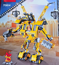 💚2014💚RETIRED💚RARE💚Hard to Find💚LEGO Movie Emmet's Construct-O-Mech 70814💚