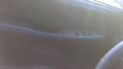 Interruptor de porta dianteiro 2000 2001 2002 GMC SIERRA 1500 - Imagem 1 de 4