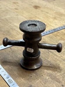 Écarteur rare outil ancien de serrage No Étau d’armurier réf n.31 - Foto 1 di 8