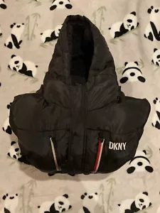 DKNY Jungen Große 14-16 schwarze gefütterte Jacke Hoodie durchgehender Reißverschluss Jugend L - Bild 1 von 9