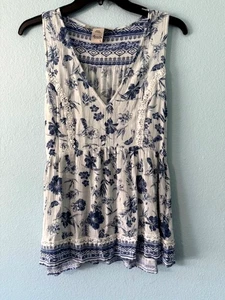 American Rag Cie Women's Blue white cotton sleeveless Shirt Blouse Large rayon - Picture 1 of 7