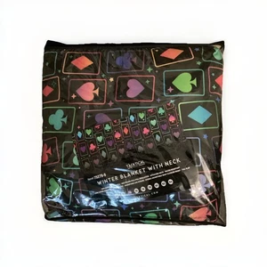 Tacktical Equine High Roller Winter Horse Blanket With Neck 72 75279-9 Free Ship - Picture 1 of 3