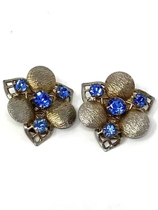 Vintage Unsigned Flower Blue Rhinestone Clip On Earrings - Picture 1 of 10