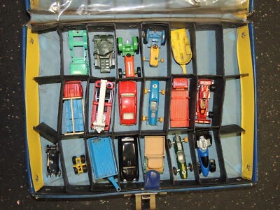  Vintage Matchbox Official Collectors Case with 16 Die Cast Cars Honda Trailer - Image 1 of 4