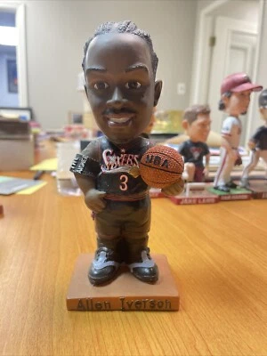 Philadelphia 76ers Allen Iverson #3 NBA All Star McDonalds Promo Bobblehead 2002 - Image 1 of 4