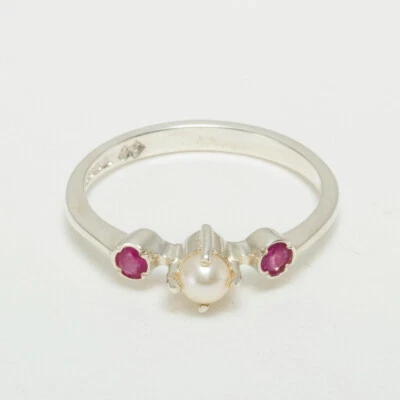 18k White Gold Cultured Pearl Ruby Womens Trilogy Ring - Sizes 4 to 12 - Image 1 of 4