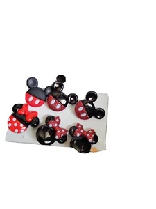 Mickey Mouse -Minnie Mouse Licensed Buttons / Jesse James Dress It Up - Picture 1 of 2