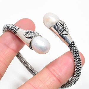 Natural River Pearl Ethnic Bracelet Adjustable t518 - Picture 1 of 7