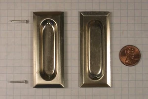 GARCY #844-BN BÜNDIGER SCHIEBETÜRZUG, MESSING, SATINIERT VERNICKELT, MIT STIFTEN - Bild 1 von 3
