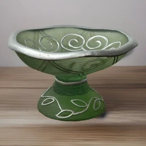 Trinket Soap Dish Wamsutta Monique Green Resin Silver Embossed 5.5” Diam X 3” T - Picture 1 of 13