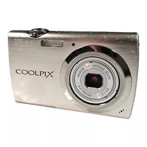 Cámara digital con pantalla táctil Nixon Coolpix S230 - táctil no funciona - Imagen 1 de 6