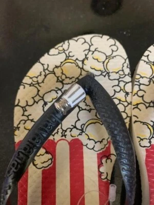 Havaianas Little Girls Flip Flops Popcorn with Salt Shaker Charms Childs Size 10 - Image 1 of 3