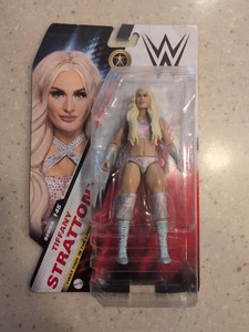WWE Tiffany Stratton Main Event Series 145 Primera vez en Línea Figura Sellada! - Imagen 1 de 6