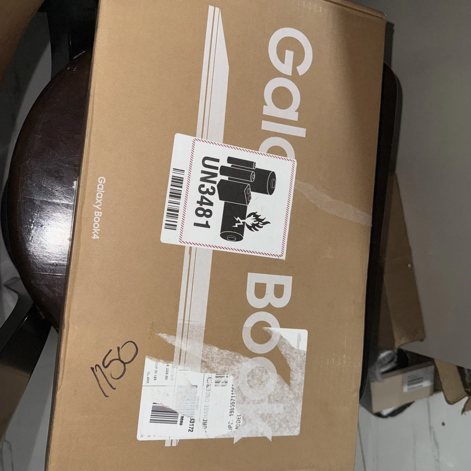 Samsung Galaxy Book4 15.6" FHD Laptop, Core 7 150U, 16GB RAM, 512GB SSD, Win 11 - Image 1 of 1