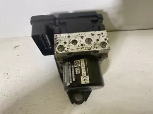 2012 VW Beetle 1K0 614 517 DL Anti Lock Brake Pump Actuator Modulator ABS Brakes - Picture 1 of 11