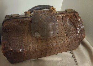 antique doctor bolsa