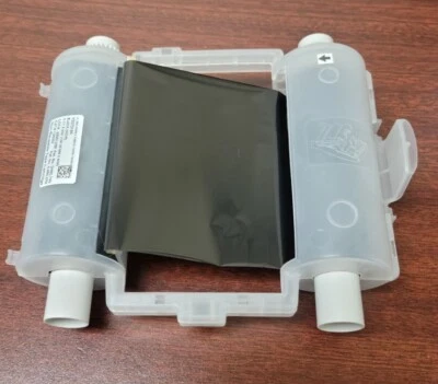 Cinta de impresora de transferencia térmica BRADY 134352, 4-7/64 W, 200 pies L, negra Foto 1 de 2