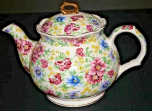 Windsor Chelsea Chintz Summer Pink Tea Pot Made in England Gold trim - Picture 1 of 6