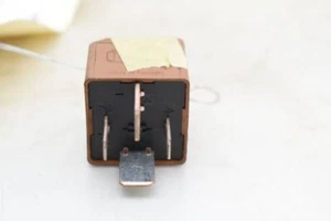 CHEVROLET SHADE (M200, M250) 1.0 9673028680 Relay - Picture 1 of 2