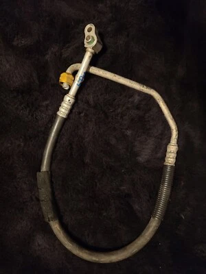 1997 • Tubo de manguera de línea de aire acondicionado • Saturn S Series SL SW SC Foto 1 de 2