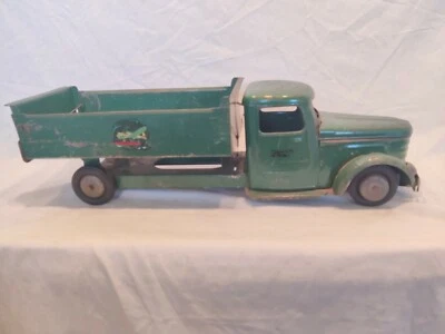 Rare Structo Dump Truck 1940s - pressed steel - USA. Aviation version. Unique.  - Image 1 of 4