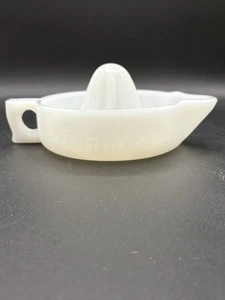 Vintage McKee Sunkist Milk Glass Juicer Reamer Extractor Pat # 68764 USA Made - Picture 1 of 5