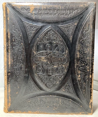 Leatherbound Embossed Late 19th Century Illustrated Polyglot Family Bible Foto 1 de 4