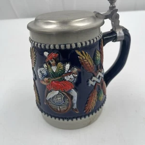 Vintage Ceramic Beer Mug Stein German Style 5 inches - Picture 1 of 7