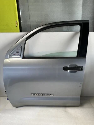 Conjunto de puerta del conductor delantera izquierda Toyota Tundra 2007-2020 cabina extendida OEM (1D6) Foto 1 de 4