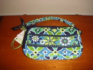 Vera Bradley Tech Case Daisy Daisy - Picture 1 of 4