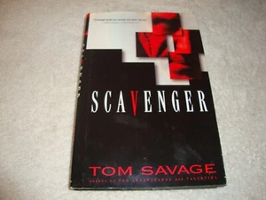 Scavenger von Tom Savage hc/dj Buch Club Edition - Bild 1 von 4