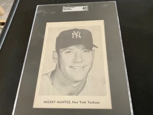 1958-61 MICKEY MANTLE PORTRAIT NECK UP SGC 4 VGEX - Picture 1 of 10