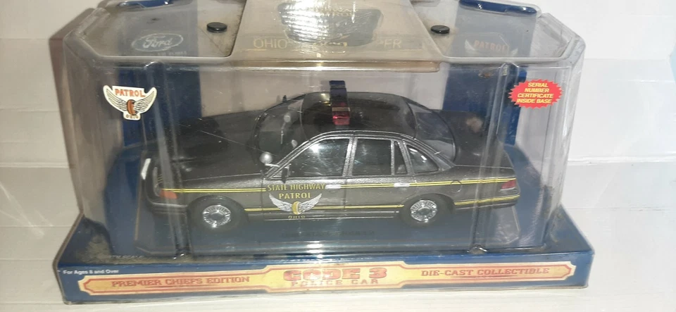CODE 3 POLICE CAR OHIO STATE TROOPER DIE CAST SCALA 1:24 - Immagine 1 di 2