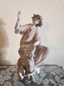LLADRO Angel with Tambourine # 1320 Angel Sitting on Rock Spain -Great Condition - Picture 1 of 10
