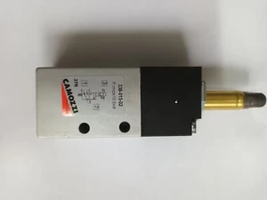 Camozzi 338-015-02 Elektropneumatisches Ventil 3/2 1/8" Magnetfeder - Bild 1 von 4