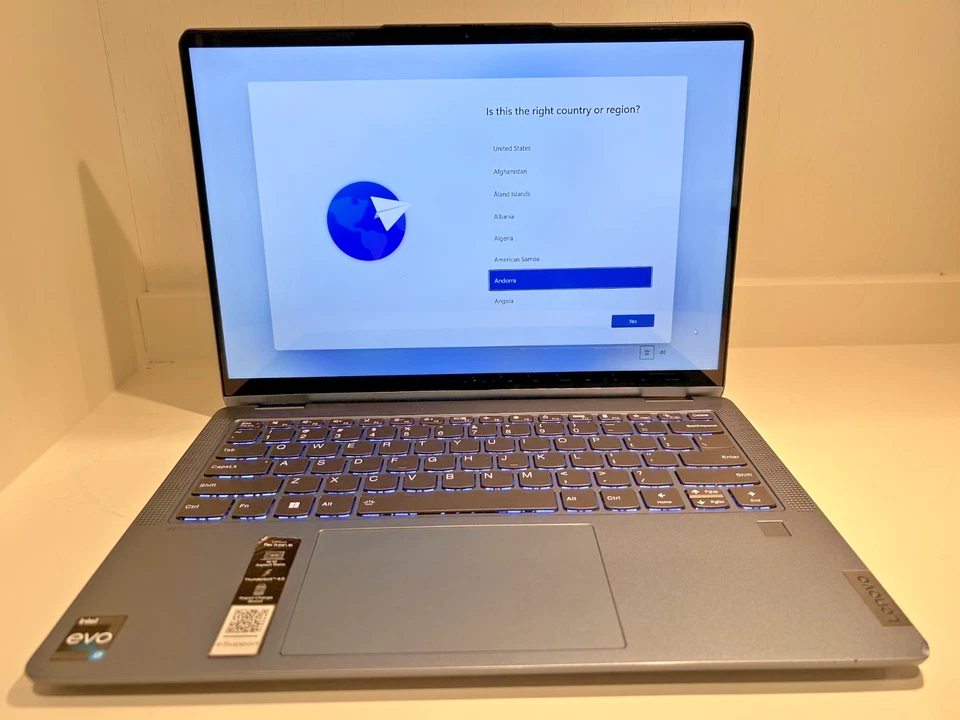 Lenovo Flex 7i OLED 2.8K Display 14" Touchscreen i7 13th Gen 16GB 1TB SSD AS IS - Image 1 of 4