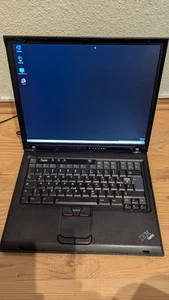 IBM ThinkPad T42 2374 Intel Pentium M, Win XP / 7, funktionsfähig, ohne Taste ü - Bild 1 von 6