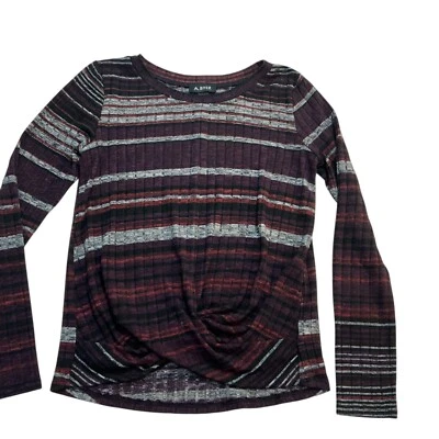 Suéter M A Byer Mujer Talla Gris Negro Borgoña Granate Púrpura Rayas “Nudo” Delantero Foto 1 de 4