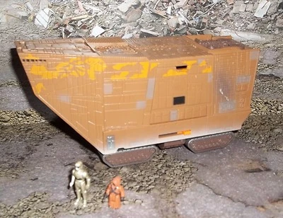 STAR WARS ACTION FLEET SERIES JAWA SANDCRAWLER COM 2 MINI FIGURAS - Imagem 1 de 2