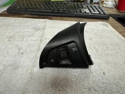 Interruptor de control de crucero izquierdo del volante OEM para Chevrolet Sonic 2012-2018 Foto 1 de 3