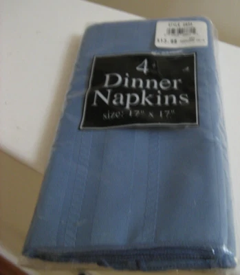 4 LOVELY BLUE ROPE DESIGNED DINNER NAPKINS - NEW IN PACKAGE - Image 1 of 3