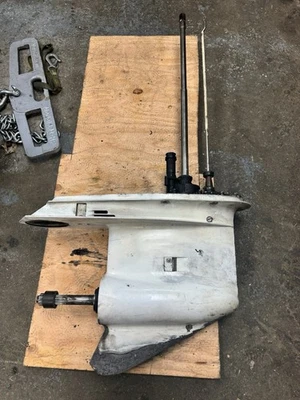 Johnson Evinrude Etec Ficht 25” Lower Unit Gear Case 150 175 200 225 HP V6 RH - Image 1 of 4