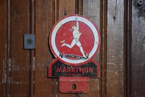 MARATHON RUNNING MAN STAMPED PAINTED METAL TOPPER SIGN GAS STATION INDIAN 1950s - Picture 1 of 23