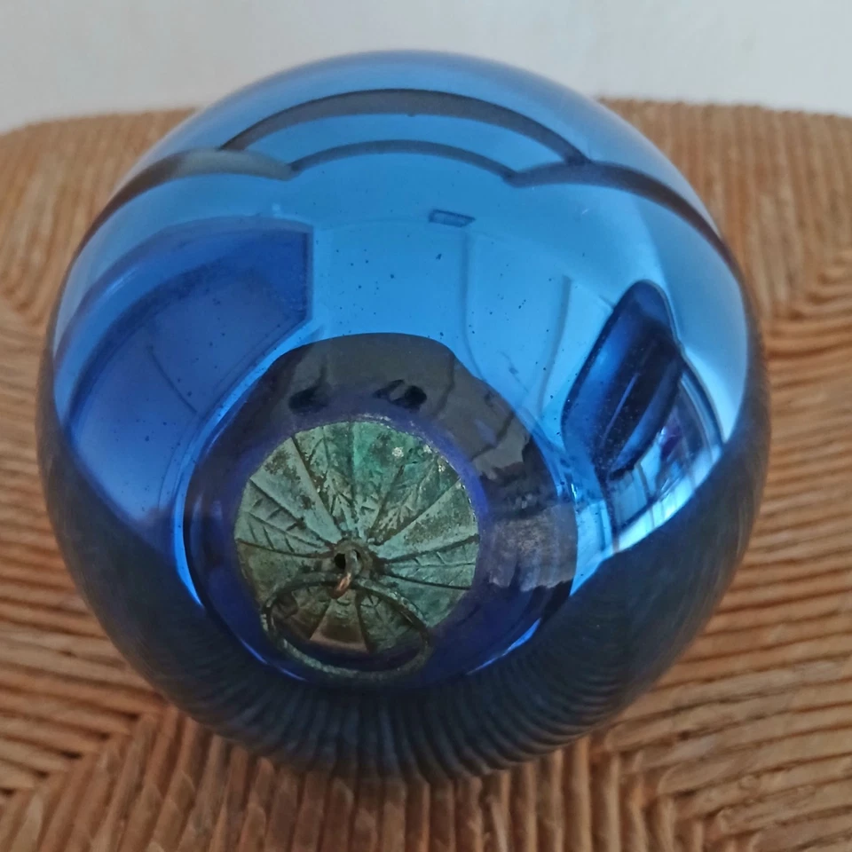 Ancienne boule de noël en verre soufflé églomisé,  10cm de diamètre,  vers 1900 - Photo 1/4