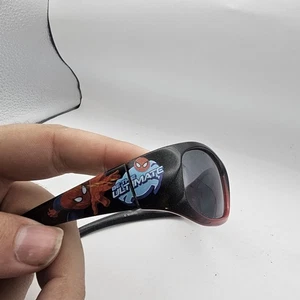 Ultimate spiderman sunglasses for kids - Picture 1 of 7